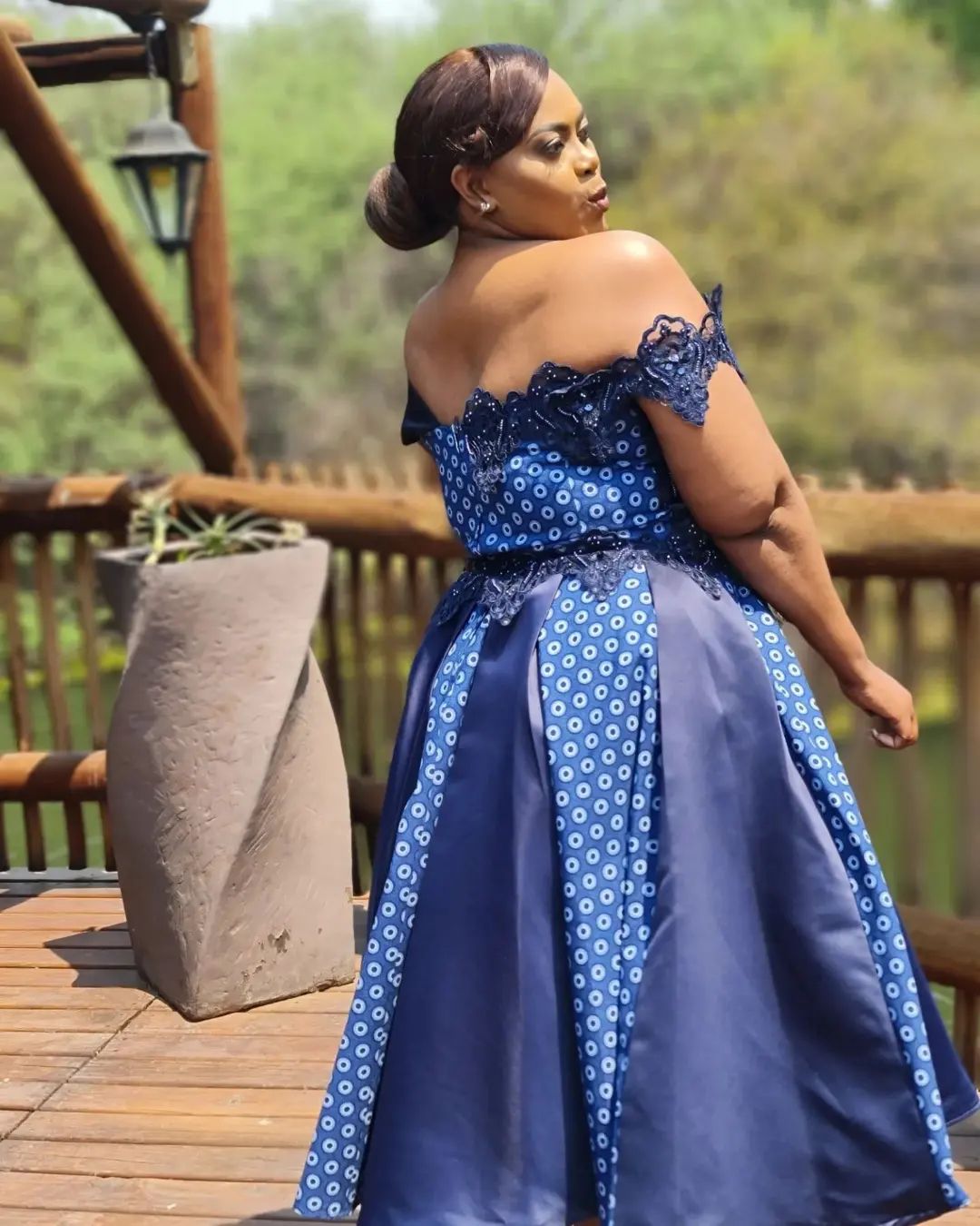 Turning Heads in Tswana Style: Bold and Beautiful Designs 25