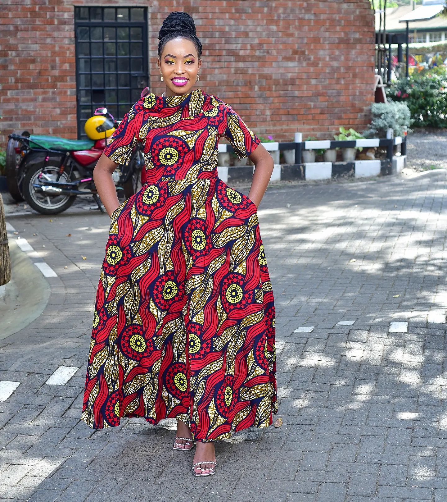 Unveiling the Stories: Kitenge Dresses as Cultural Expressions 16