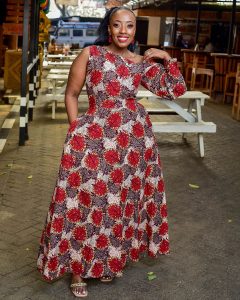 Colorful Couture: Kitenge Dresses Setting Trends in 2024