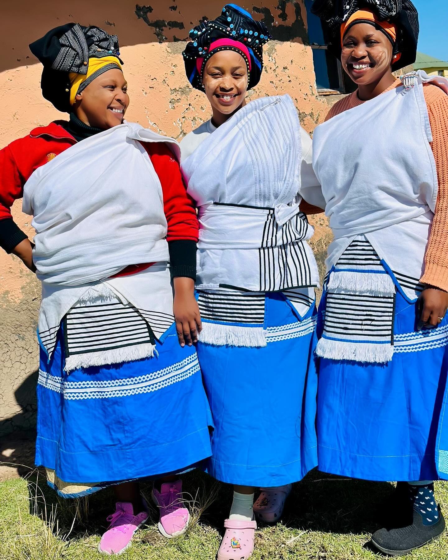 Modern Marvels: Contemporary Xhosa Dress Innovations in 2024